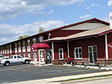 Executive Fond Du Hotel 2*